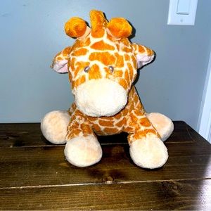 - Baby ganz large giraffe super adorable